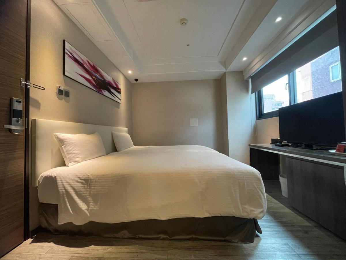 Royal Fine Hotel Kaohsiung Bagian luar foto